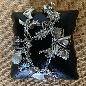 VINTAGE STERLING SILVER 1940s 50s CHARM BRACELET